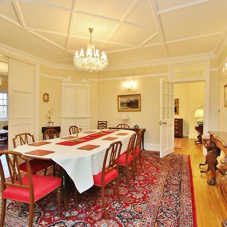 Ramsay Garden - Spacious 3-Bedroom Apartment Next To Edinburgh Castle エクステリア 写真