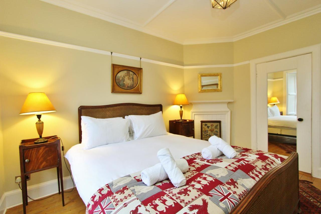 Ramsay Garden - Spacious 3-Bedroom Apartment Next To Edinburgh Castle エクステリア 写真