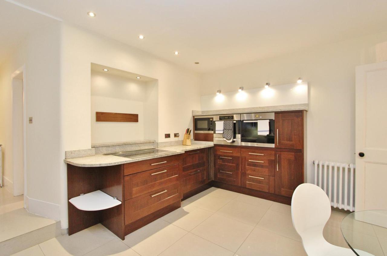 Ramsay Garden - Spacious 3-Bedroom Apartment Next To Edinburgh Castle エクステリア 写真